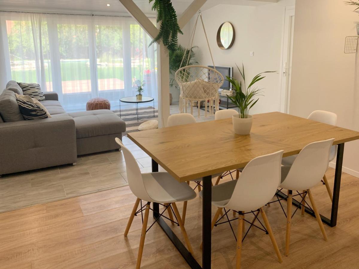 Aranykert Apartmanok Vének Exteriér fotografie